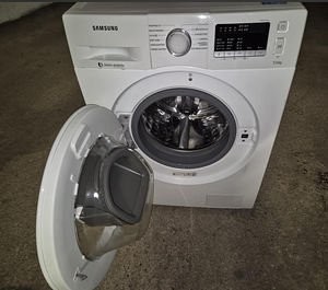 Pesumasin Samsung WW70K4420YW 7kg 1400p/min (5 foto / 10)