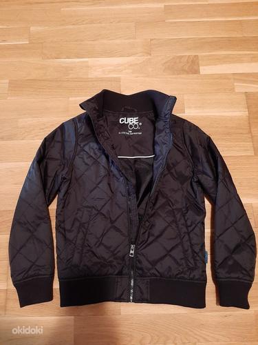 Легкая куртка cubeCo весна/осень, размер 140 см. (фото #1)