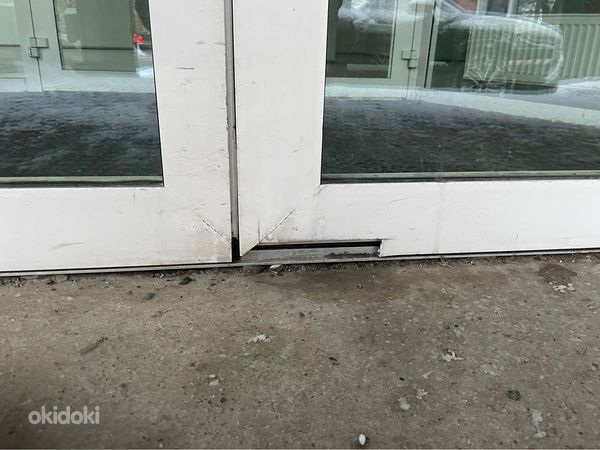 Продам дверь из алюминиевого профиля (фото #2)