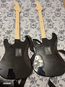Microsoft Xbox One Rock Band 4 Fender Wireless Guitar kitarr (2 foto / 2)