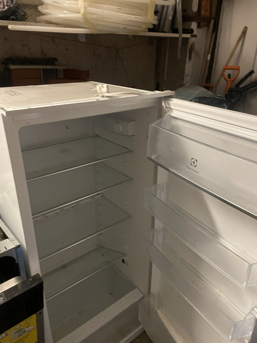 Integreeritav külmik alumise sügavkülmikuga Electrolux LNS5LE