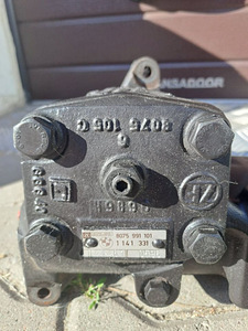 BMW e38 roolivõimendi käigukast (1 foto / 2)