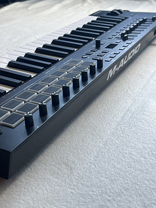 M-AUDIO OXYGEN PRO 49 KLAHVPILL (4 foto / 4)