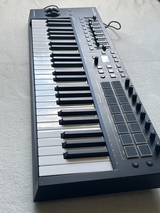M-AUDIO OXYGEN PRO 49 KLAHVPILL (2 foto / 4)