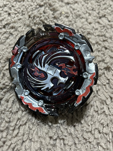 Beyblade (10 foto / 10)