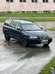 Volvo XC70 2.4D (1 foto / 8)