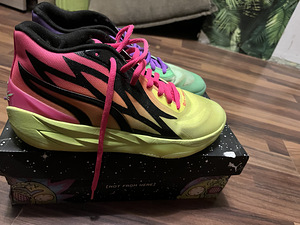 Korvpallijalatsid. Puma mb.02 Rick and Morty. (3 foto / 5)
