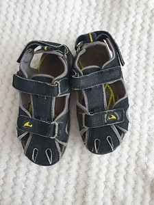 S:31 Сандалии Viking (3 фото из 3)