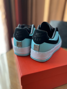 Nike Air Force 1 Low Tiffany & Co (3 foto / 6)