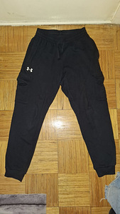 Spordipüksid Under Armor (1 foto / 2)