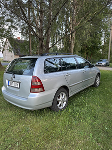 Toyota Corolla 2.0 66kw D4D 2003 (6 foto / 10)