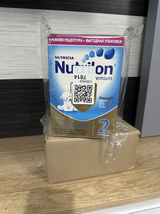 Детская молочная смесь Nutrilon premium 2