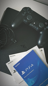 Sony Playstation 4 (PS4) Slim 500GB Black (8 foto / 10)