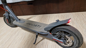 Elektriline tõukeratas DUCATI (2 foto / 4)