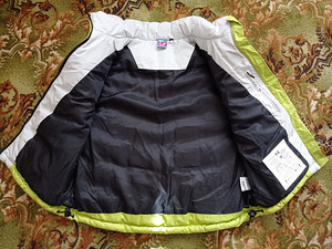 Varrukateta vest r 40(M) (2 foto / 10)