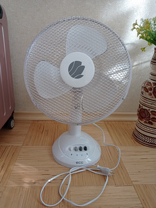 Lauaventilaator EKG, kõrgus 50 cm (7 foto / 10)