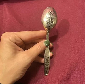 Чайная ложка изготовлена из серебра 875 пробы на Великоустюг (1 фото из 8)
