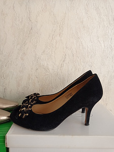 Naiste kingad suurus 38,5-39 (24,5) (5 foto / 10)