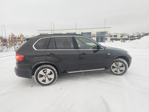 BMW X5 210 kw 2008 (3 foto / 8)
