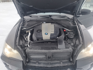 BMW X5 210 kw 2008 (6 foto / 8)