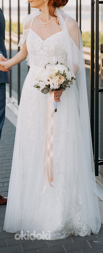 Свадебный комплект (платье, болеро, фата, украшение) (фото #1)