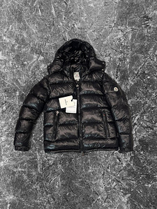 MONCLER Talve jope M suurus (1 foto / 2)