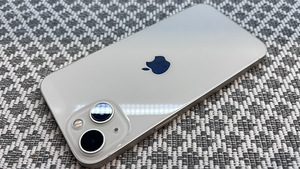 Apple Iphone 13 (128GB) Nagu uus (2 foto / 10)