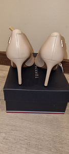 Tommy Hilfiger kingad, suurus 36 (5 foto / 7)