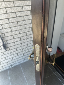 Välisuks 90*210 Assa lukuga (4 foto / 5)