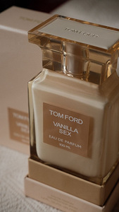 Tom Ford Vanilla Sex / 100 ml / EDP (7 foto / 7)