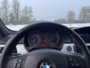 BMW 325d 2009 3.0d m57 202kw (9 foto / 10)
