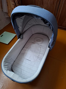 Коляска 2*1, Inglesina APTICA,Италия (5 фото из 5)