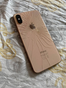 iPhone Xs, 64 gb (3 foto / 4)