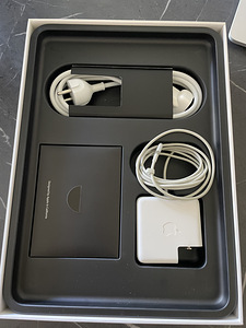 Apple MacBook Pro Retina 13 (5 фото из 7)