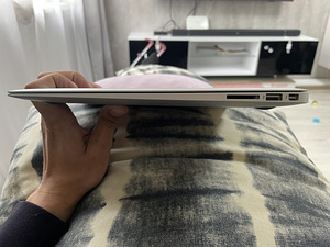 Apple macbook air 2017 nagu uus (1 foto / 6)