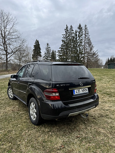 Mercedes Benz ML320 CDI 4Matic 2008 (5 foto / 11)