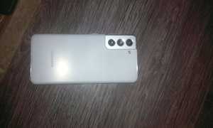 Samsung S21.8/256gb.