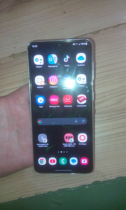 Samsung S21.8/256gb. (2 foto / 3)