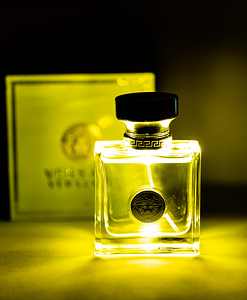 Versace Versense Eau De Toilette (1 foto / 1)
