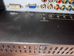 TV Hyundai Vvion (6 foto / 10)
