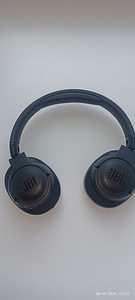JBL tune 760NC (2 фото из 3)