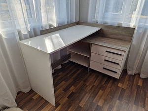 Рабочий стол (2 фото из 2)