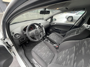 Opel corsa 1.2 70kv (8 foto / 12)