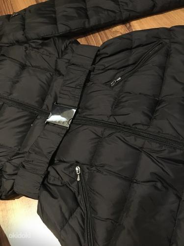 Зимнее пальто Guess, размер XS (фото #2)