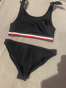 Tommy Hilfiger ujumisriiete komplekt, suurus 14-16 a (1 foto / 2)