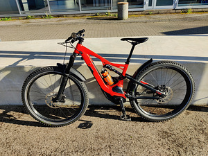 Электровелосипед Specialized Turbo Levo (1 фото из 6)