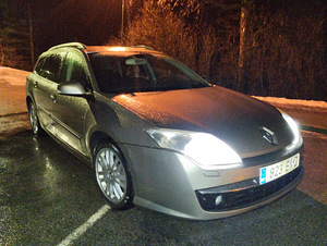 Renault Laguna (1 foto / 7)