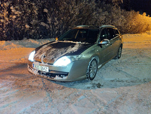 Renault Laguna (6 foto / 7)