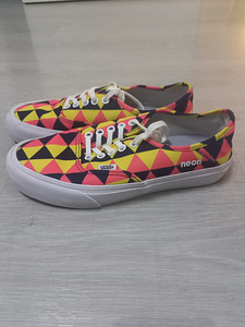 Vans (2 foto / 3)