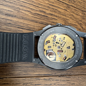 Bulova (2 foto / 2)